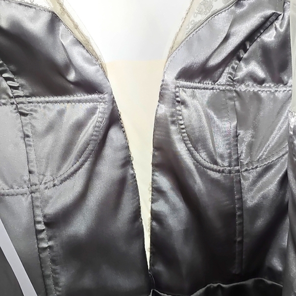 COLORS Silver Sequin Corsette Top Deep V-neck Tulle Slip Fit & Flare Dress Sz:14 - Picture 13 of 17